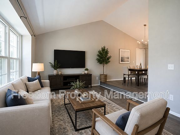 5th image of 10116 Wimbledon Ct
