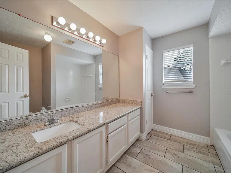 4422 Westray Dr — Photo 17