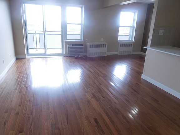 2nd image of 1670 Bell Blvd APT 520