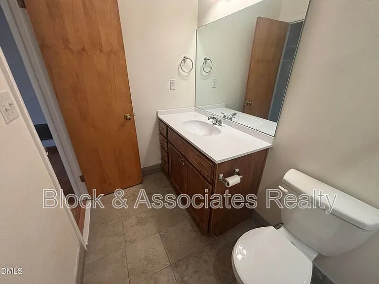 3609 Melrose Dr — Photo 35