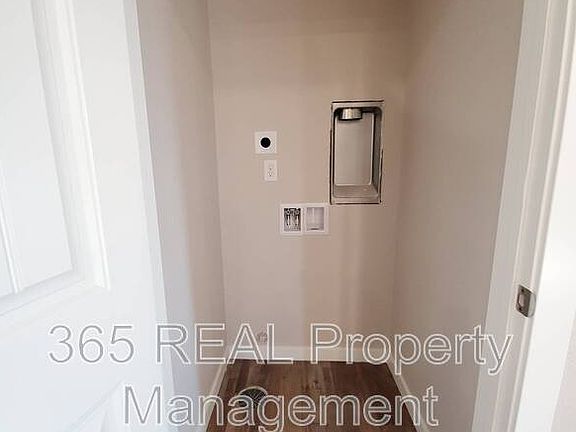 5th image of 1729 Westward Cir Unit 1