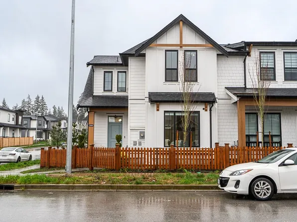 20484 76th Ave, Langley, BC V2Y 3S8