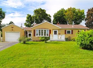 429 Marwood Rd, Rochester, NY 14612