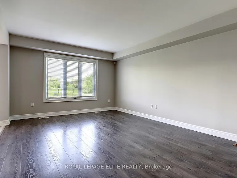 8025 Cole Ct — Photo 9