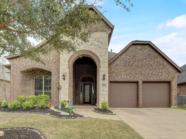 2951 Spring Lake Dr, Grand Prairie, TX 75054