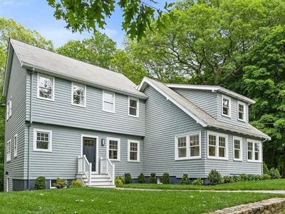 9 Brookside Pl