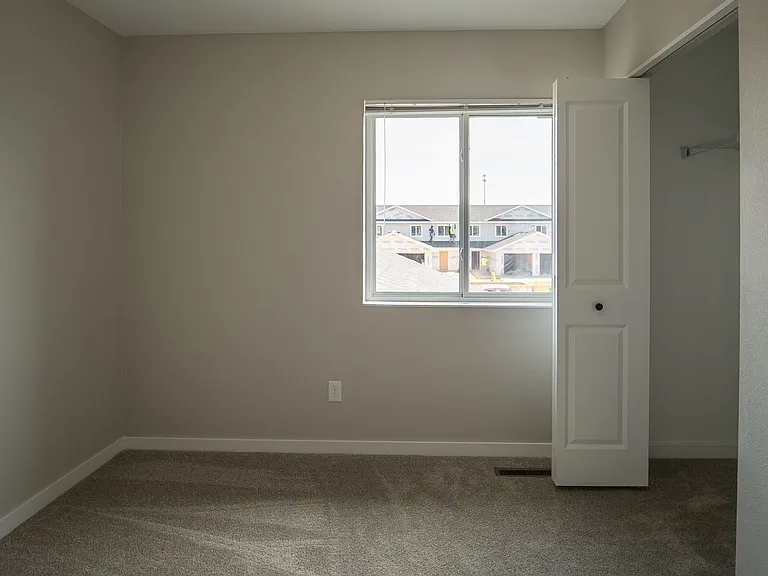 Raegan Estates — Photo 20