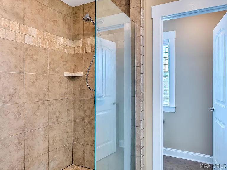 300 Melison Dr — Photo 12