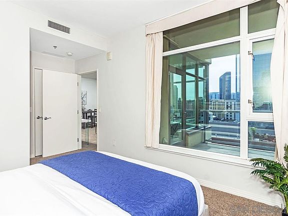 5th image of 427 9th Ave Unit 806