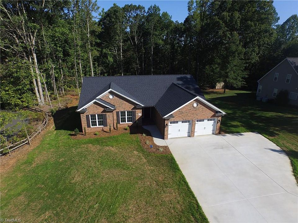 1st image of 1198 Crescent Dr