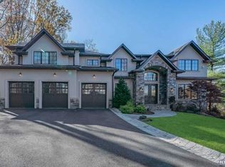 36 Stonybrook Rd, Tenafly, NJ 07670