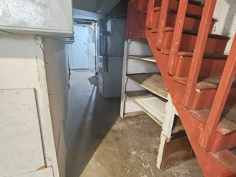 2601 N Heald St — Photo 37
