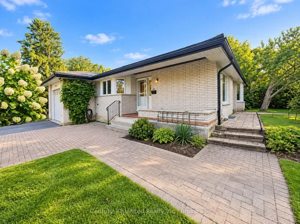 1006 Ontario St, Cobourg, ON K9A 3C7