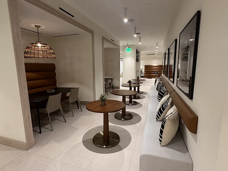 Building's Lounge