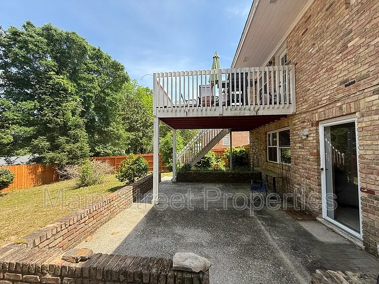 3660 Molaree Dr — Photo 38
