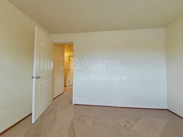 2014 S Main St #6 — Photo 10