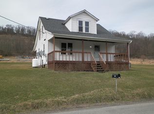 879 Burkett Hollow Rd, Punxsutawney, PA 15767