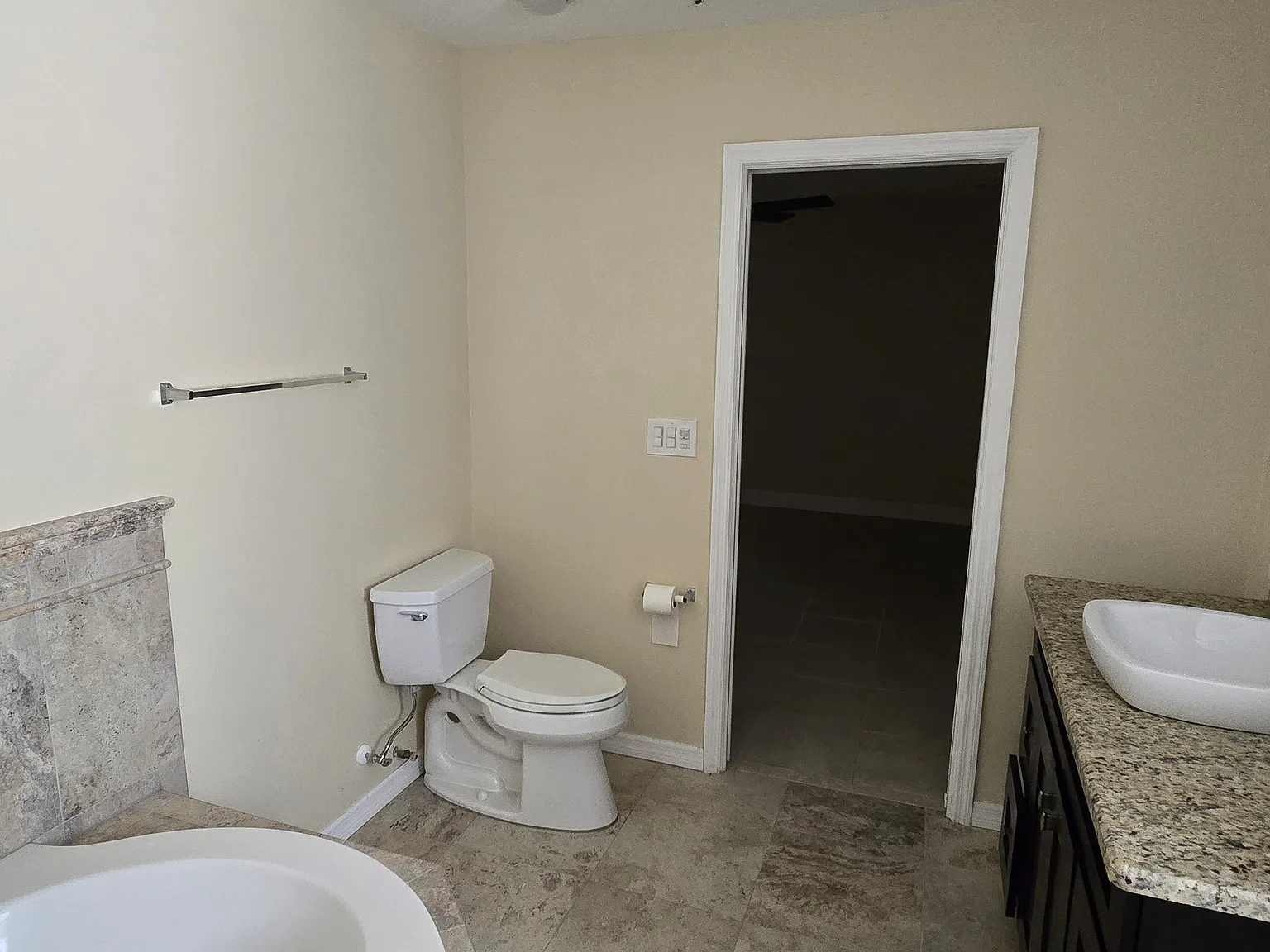 3 bed, 1736 sqft, $2,000 — Photo 1