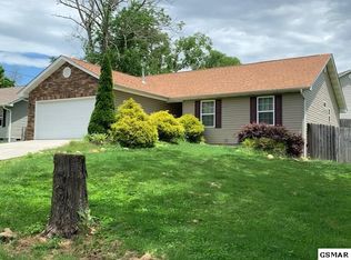 2446 Gibson Cir, Sevierville, TN 37876