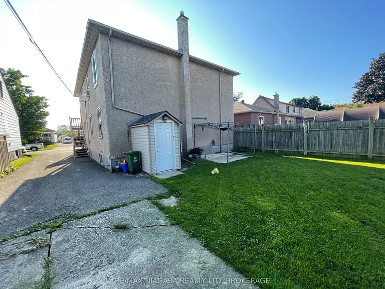117 Lyons Ave #C — Photo 13