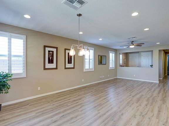 5th image of 18299 N Russell Dr
