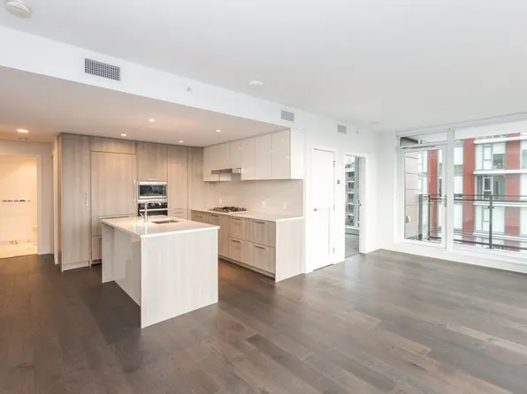 8155 Capstan Way #808, Richmond, BC V6X 1R5