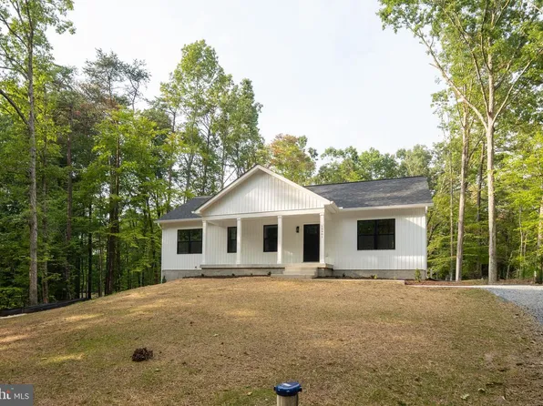 10901 Carlton Dr, Bumpass, VA 23024