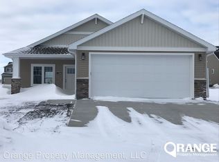 7361 20th St S, Fargo, ND 58104