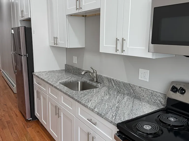 43 West St #2 — Photo 6