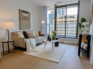 11 Wellesley St W #602, Toronto, ON M4Y 0G4