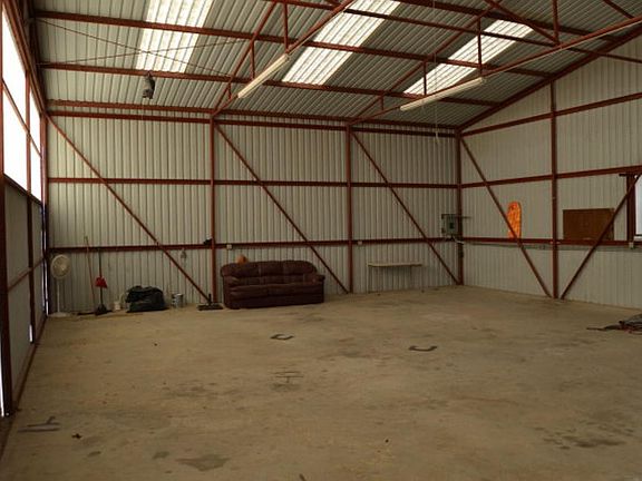 2nd image of 8554 Ducote Air Park Dr