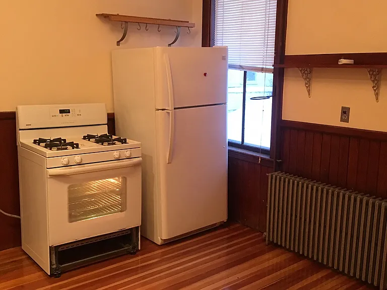 7 Burr St #1 — Photo 17