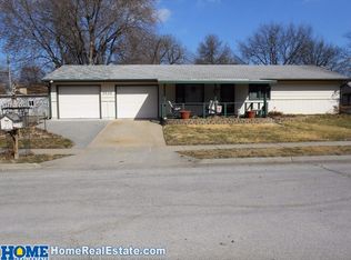 3040 Hitchcock St, Lincoln, NE 68503