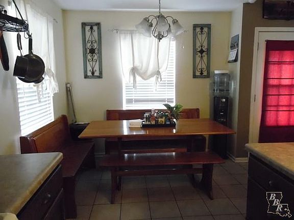 3rd image of 439 Baptiste Cir
