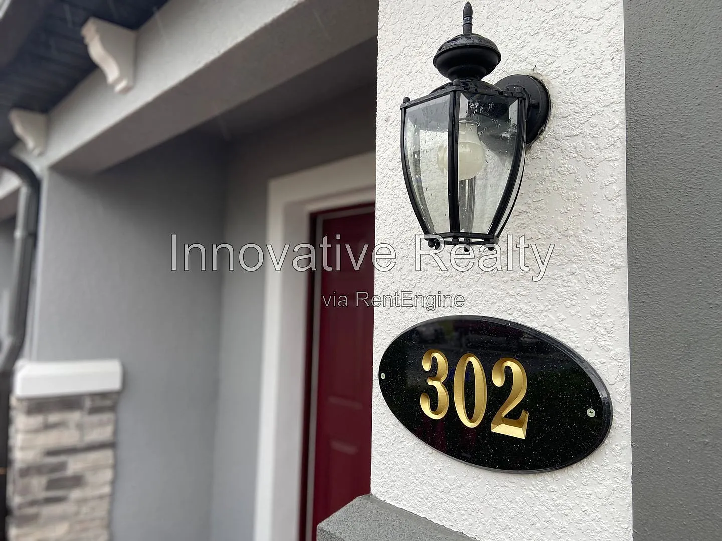 3 bed, 2.5 bath, 1379 sqft, $2,300 — Photo 2