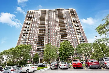 269-10 Grand Central Parkway, #4U
