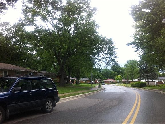 4th image of 4118 Mayflower Blvd
