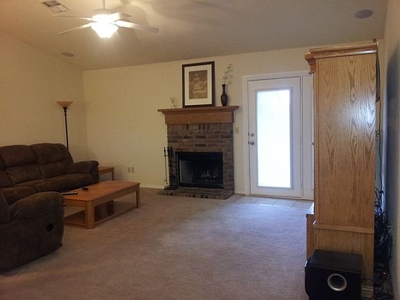 2nd image of 4410 SW Hickory Ln