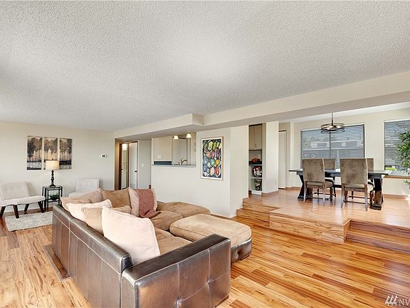 5th image of 22609 6th Ave S APT 101