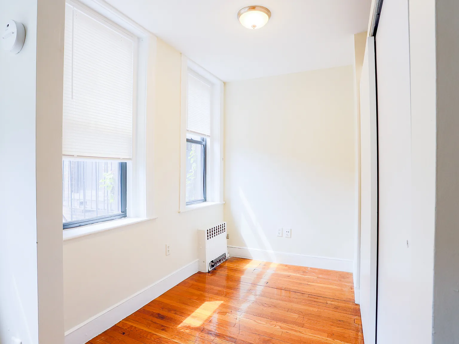 1 bed, 500 sqft, $2,600 — Photo 3