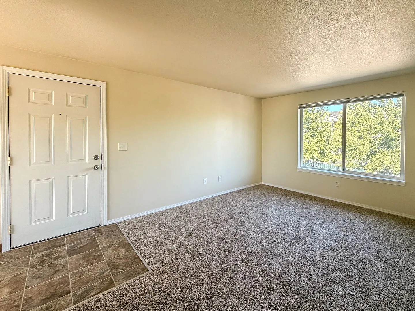 Riverrockapts — Photo 4