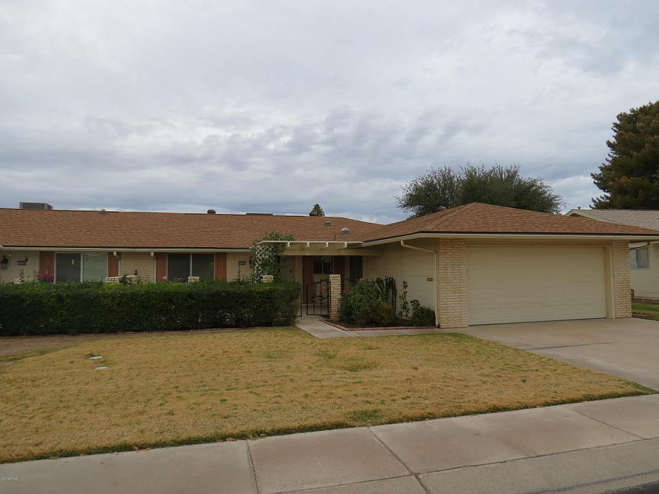 1st image of 10426 W Kingswood Cir
