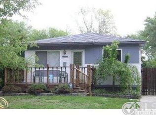 24236 Columbus Ave, Warren, MI 48089