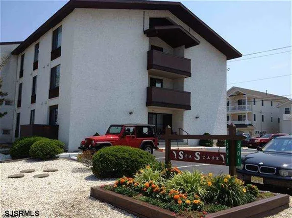 301 41st St APT 8, Ocean City, NJ 08226