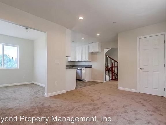 4th image of 3262 Imperial Ave #3258