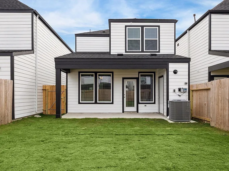 12322 Brandenburg Gate Dr — Photo 23