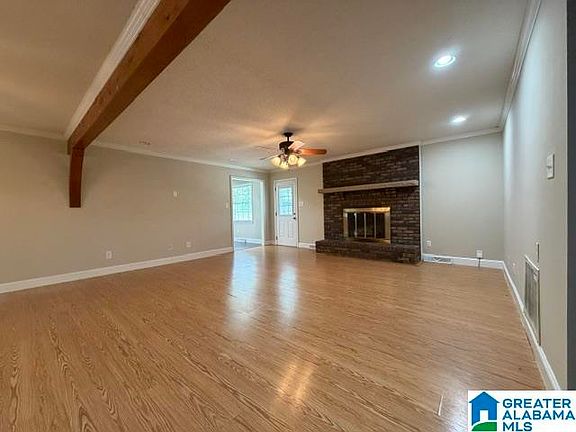 5th image of 1309 Potter Rd