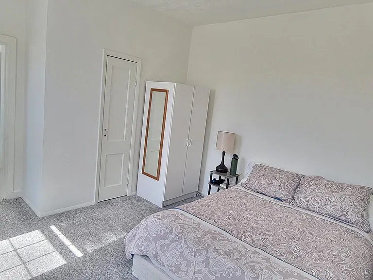 1422 Light St #B1 — Photo 4