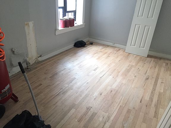 5th image of 400 E 21st St APT 4B