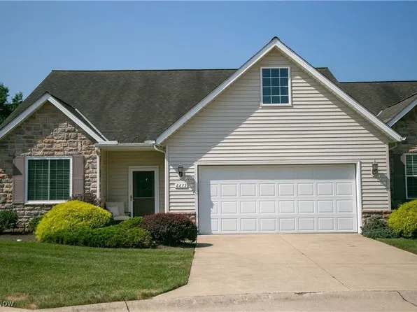 8873 Ashlyn Ct, Olmsted Falls, OH 44138